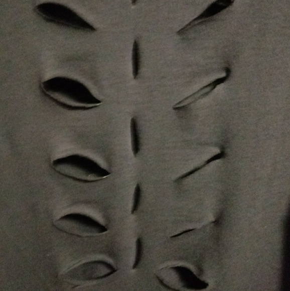 🆕Rhinestone Skull Tee - Picture 7 of 8